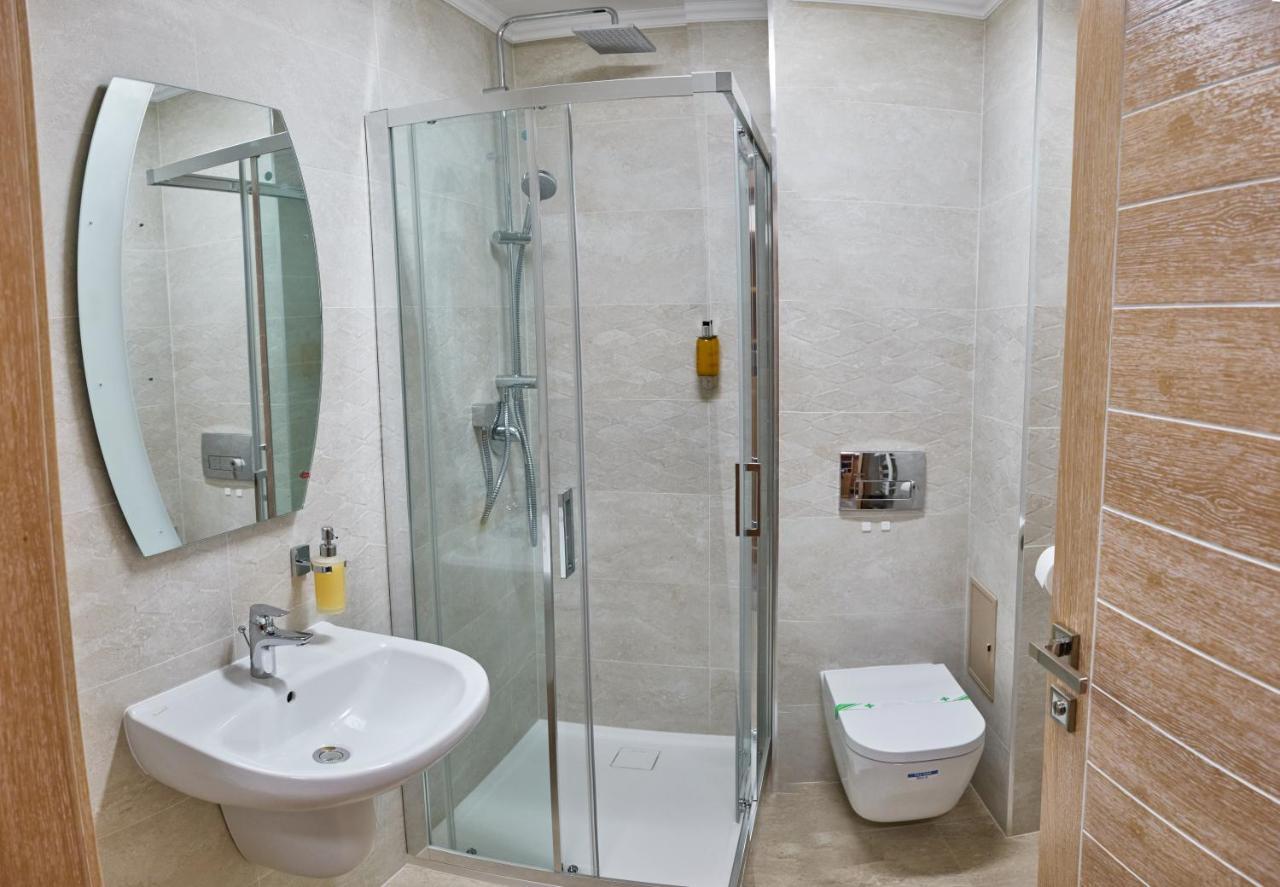 רימניקו סראט Hotel Eden מראה חיצוני תמונה