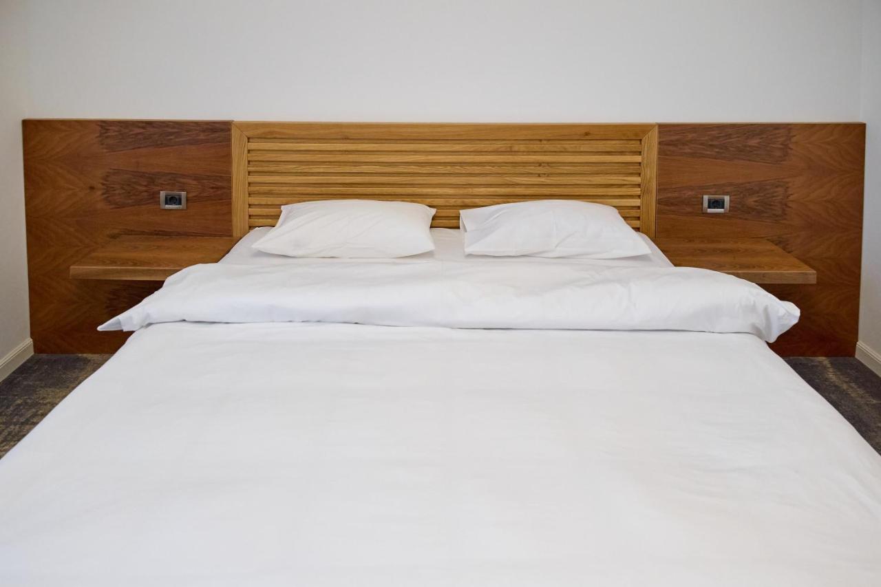 רימניקו סראט Hotel Eden מראה חיצוני תמונה
