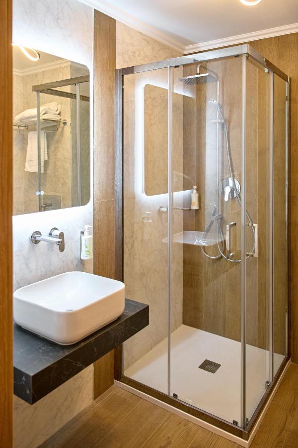 רימניקו סראט Hotel Eden מראה חיצוני תמונה