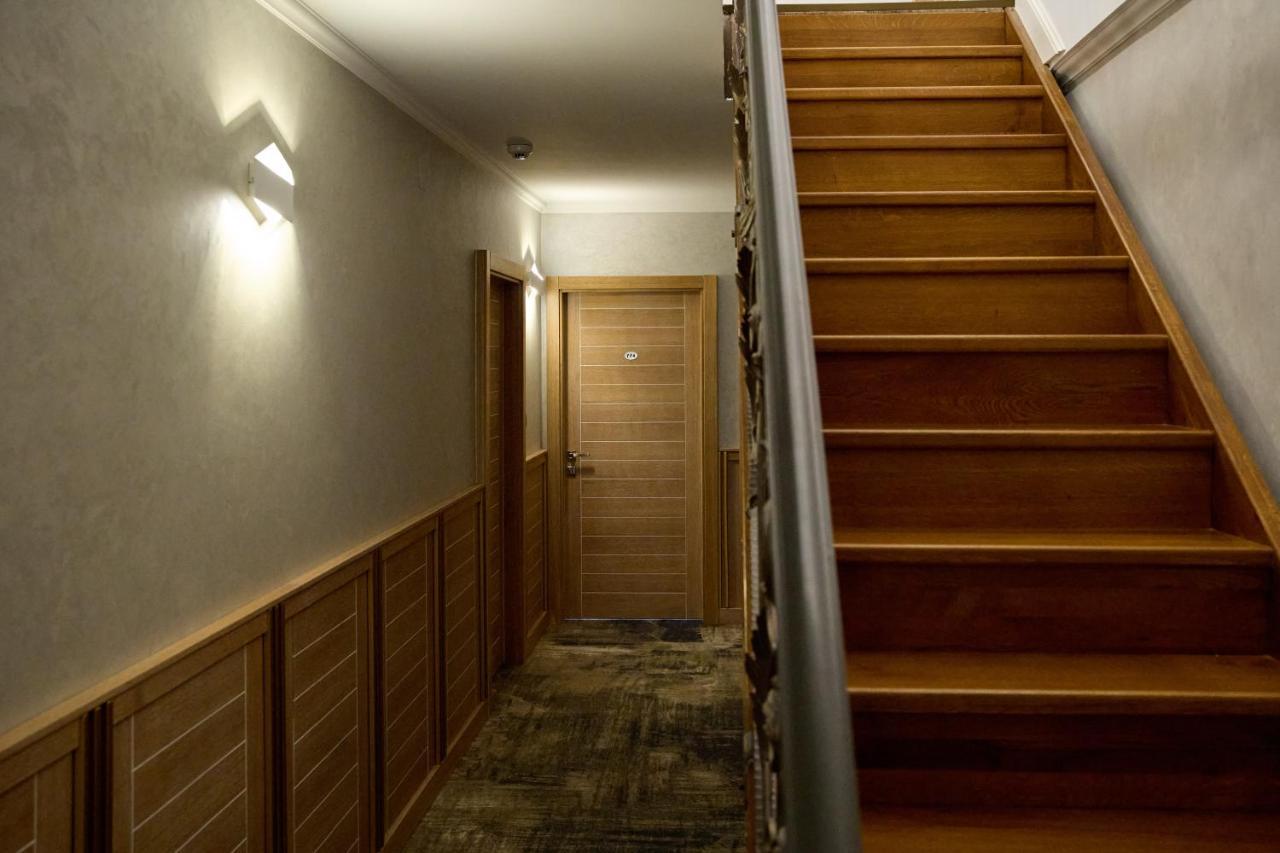 רימניקו סראט Hotel Eden מראה חיצוני תמונה
