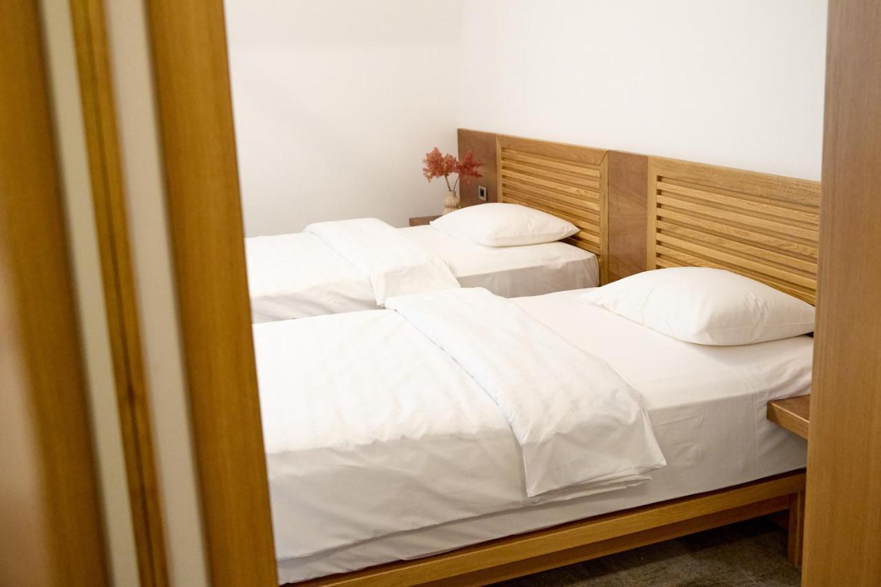 רימניקו סראט Hotel Eden מראה חיצוני תמונה