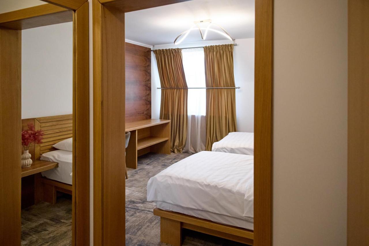 רימניקו סראט Hotel Eden מראה חיצוני תמונה