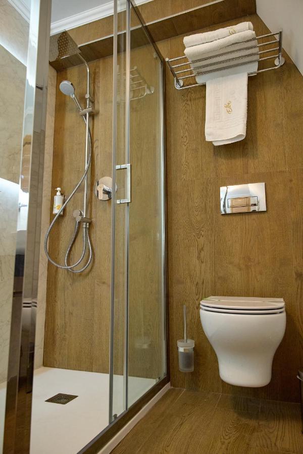 רימניקו סראט Hotel Eden מראה חיצוני תמונה