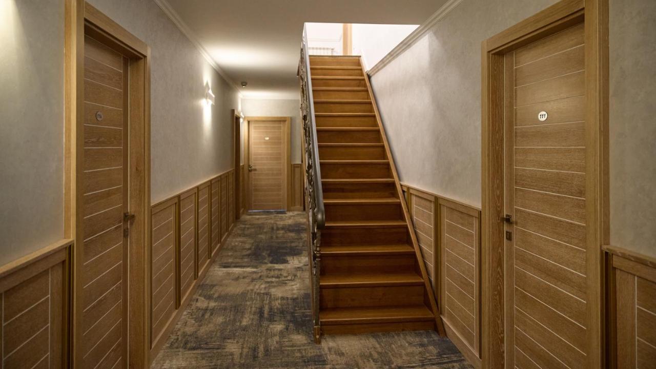 רימניקו סראט Hotel Eden מראה חיצוני תמונה