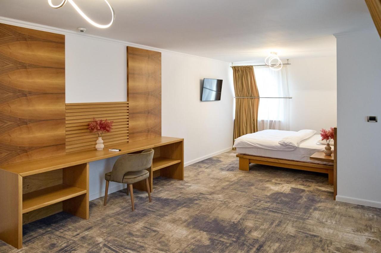 רימניקו סראט Hotel Eden מראה חיצוני תמונה