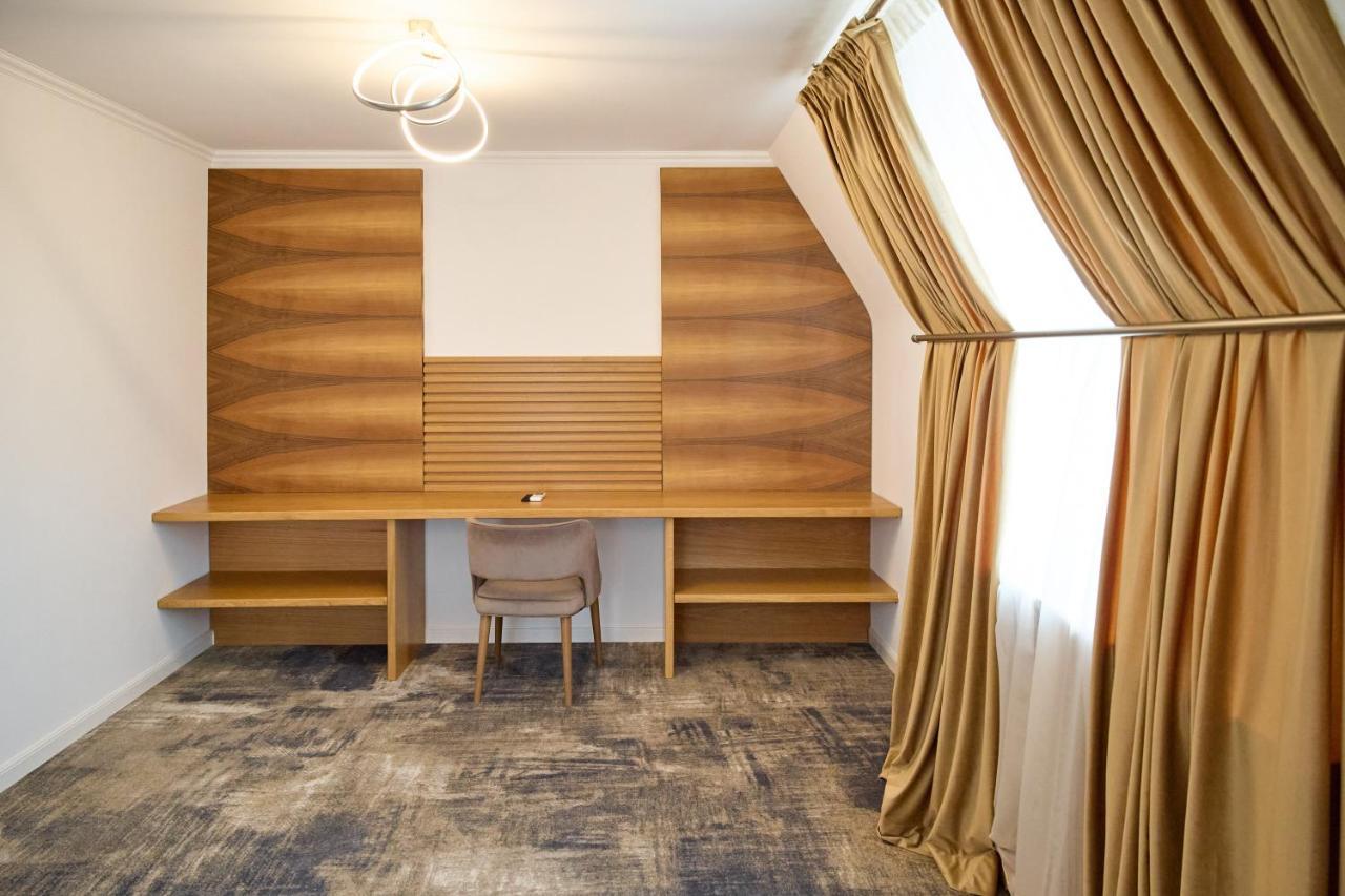 רימניקו סראט Hotel Eden מראה חיצוני תמונה